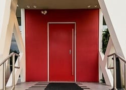 Алюминиевые двери со стеклом – 100 лучших фото от компании Престиж 1