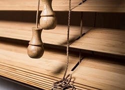 Жалюзи на пластиковые окна: какие выбрать 100 фото от компании Престиж 1